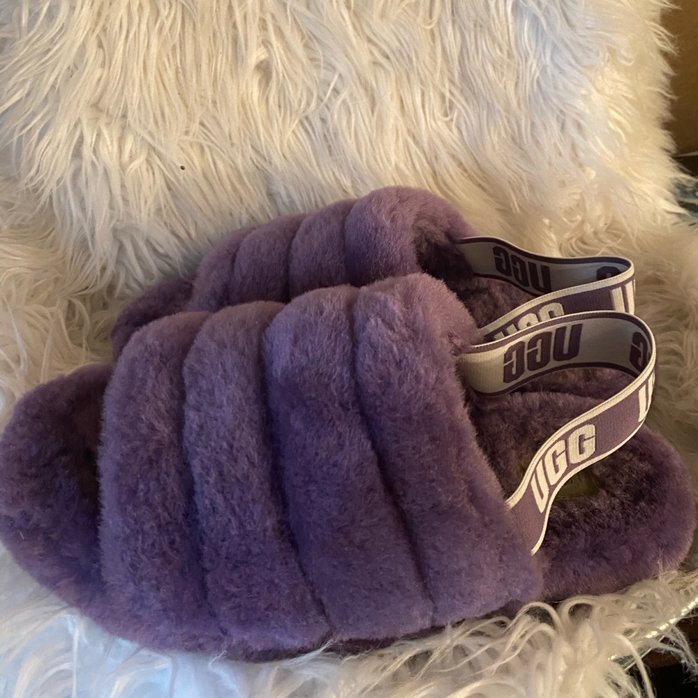 Ugg Fluff Yeah Slides